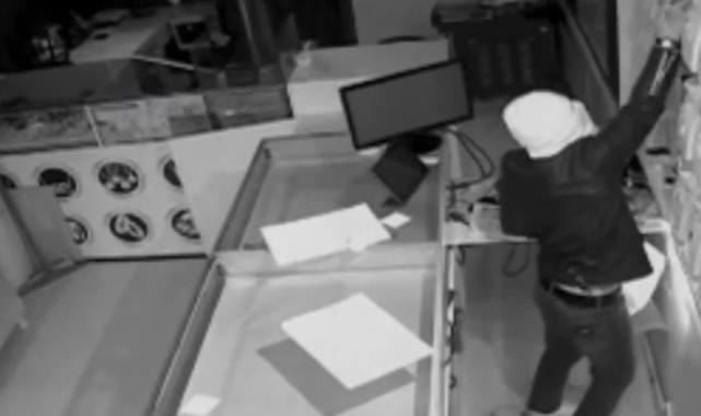 Şanlıurfa’da kuyumcu hırsızlığı kamerada: 1 tutuklama