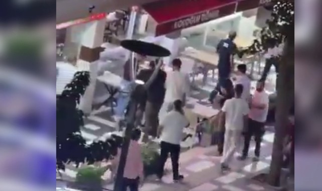 Şanlıurfa’da döner bıçaklı kavga kamerada: 2 yaralı