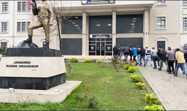 Şanlıurfa merkezli e-ticaret dolandırıcılığı operasyonu: 18 tutuklama