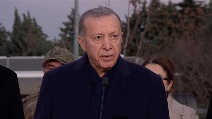 Erdoğan'dan depremzedelere konut yapılması talimatı