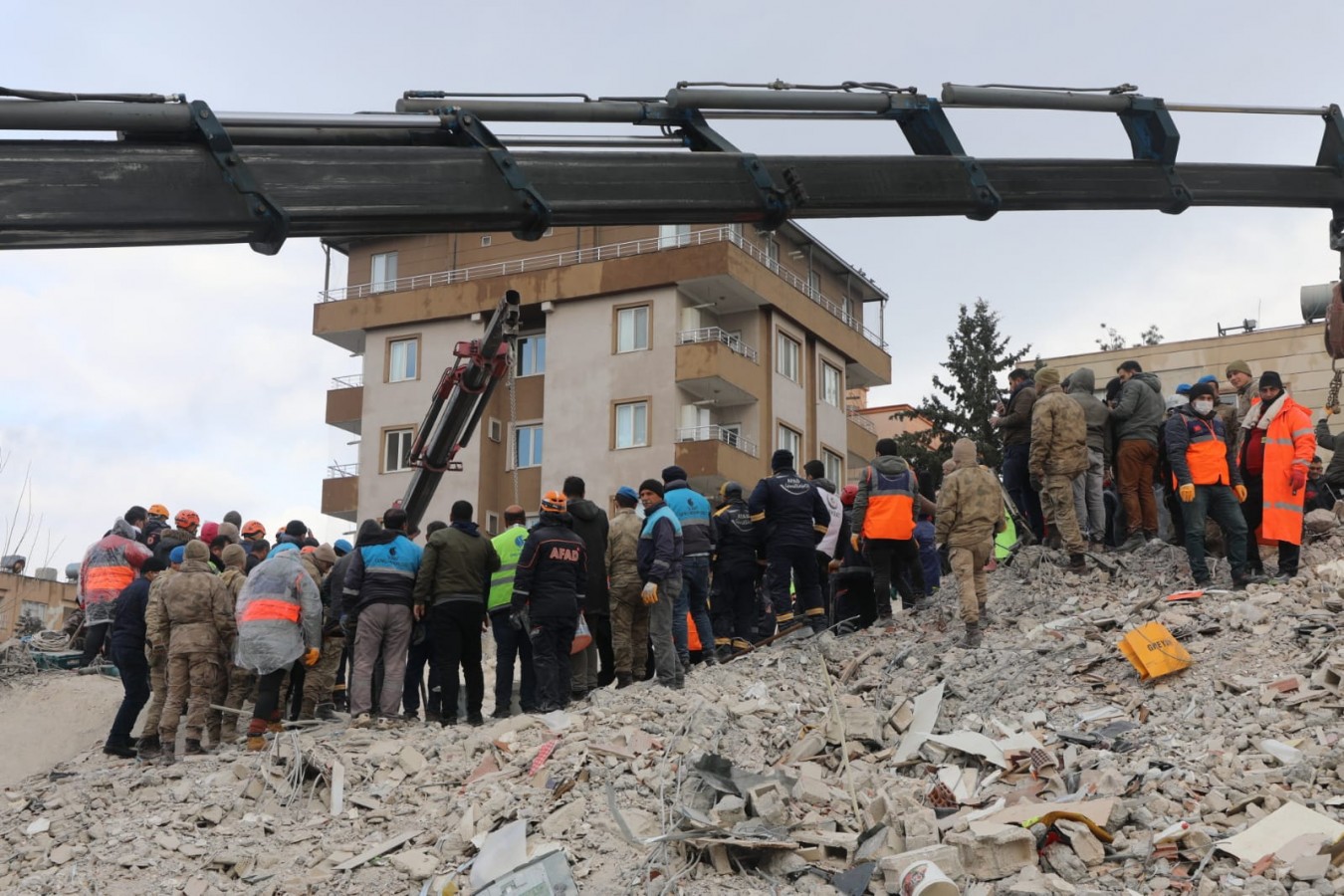 Kahramanmaraş merkezli depremlerde can kaybı 12 bini aştı