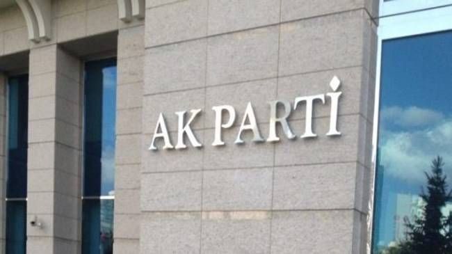 AK Parti'de 5 il başkanı değişti;