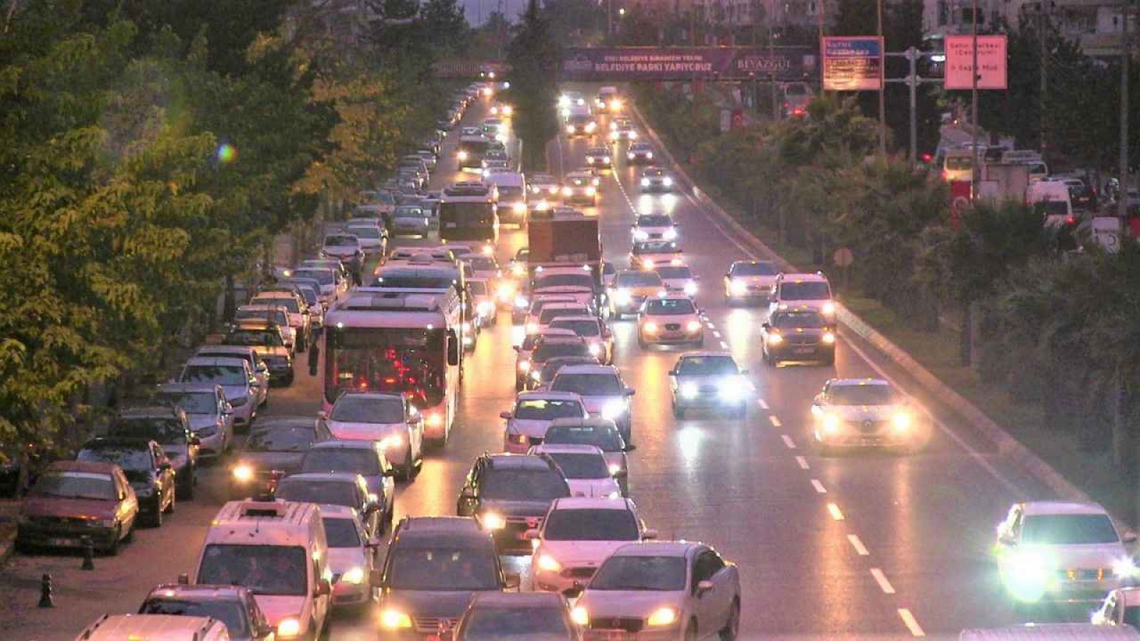 Şanlıurfa’da trafiğe kayıtlı araç sayısı açıklandı