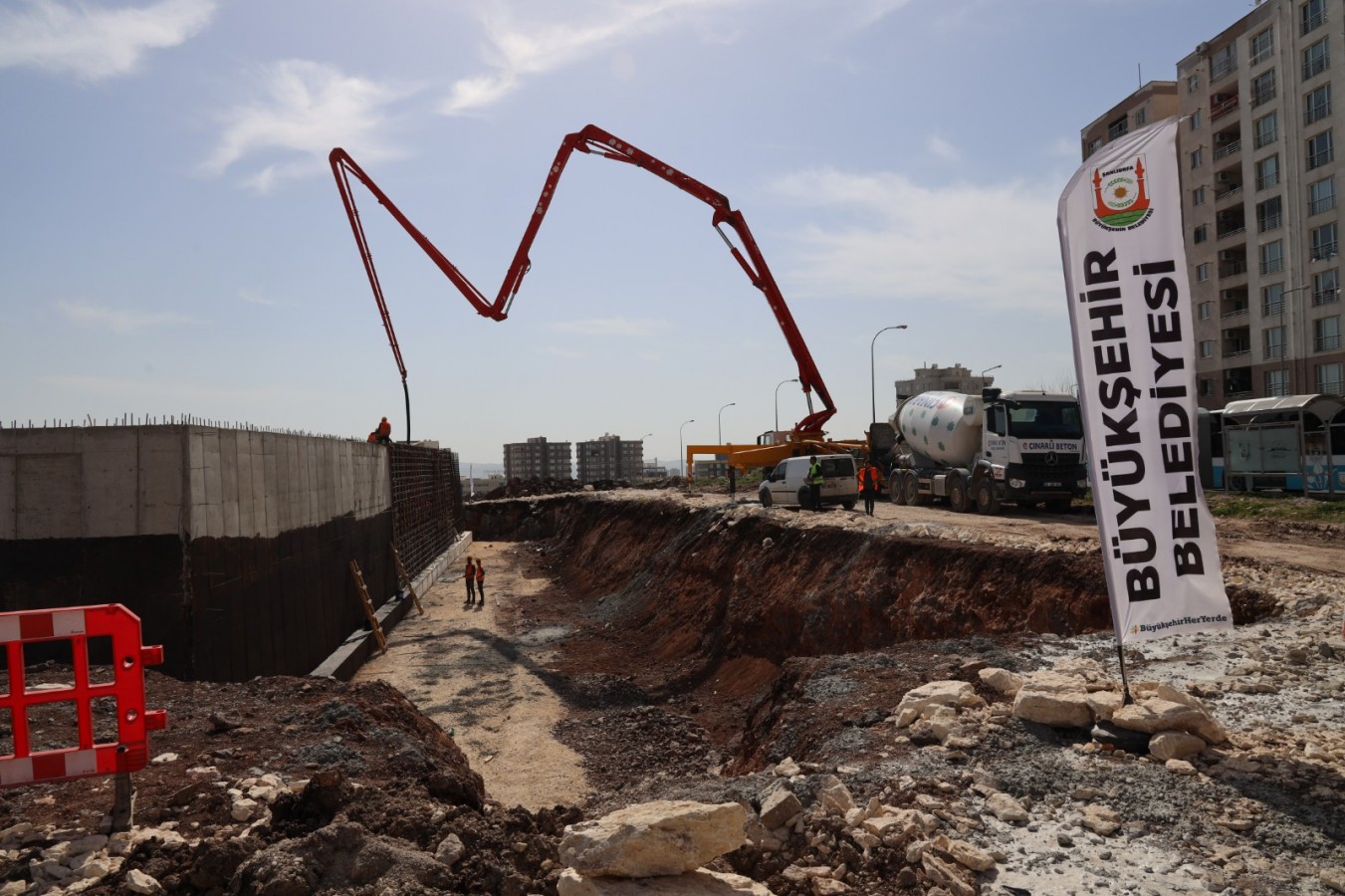 Seyrantepe Mahallesinde su deposunun inşaatı sürüyor;