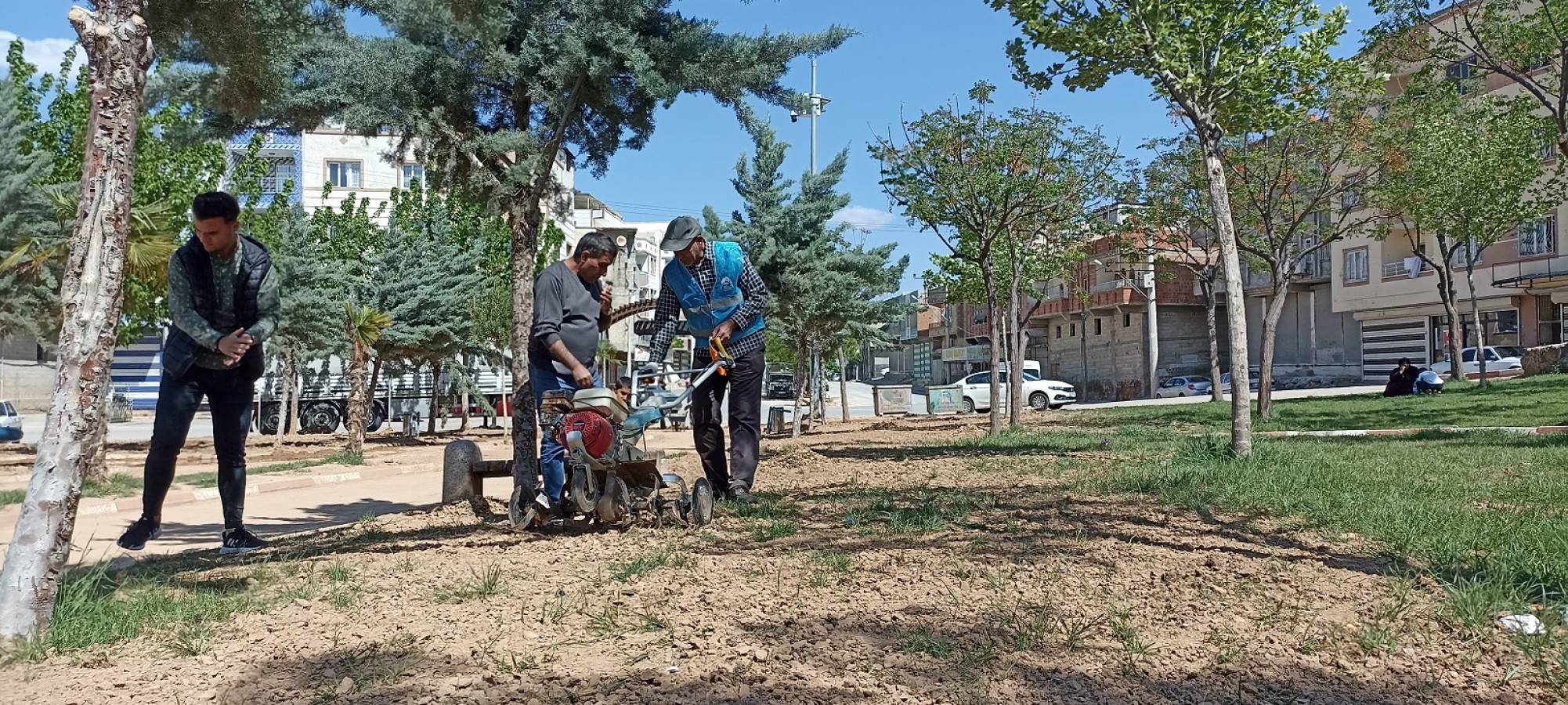 Eyyübiye’de selden etkilenen parklar yenileniyor