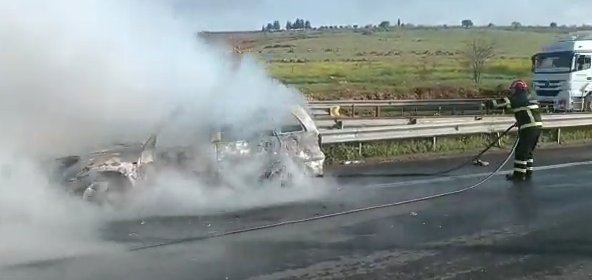 Urfa’da otobanda otomobil yangını!