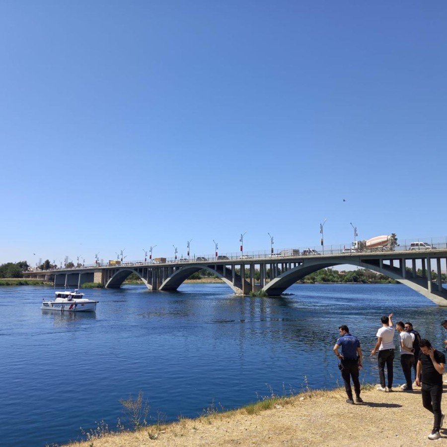 Birecik’te serinlemek için Fırat Nehri'ne giren çocuk boğuldu