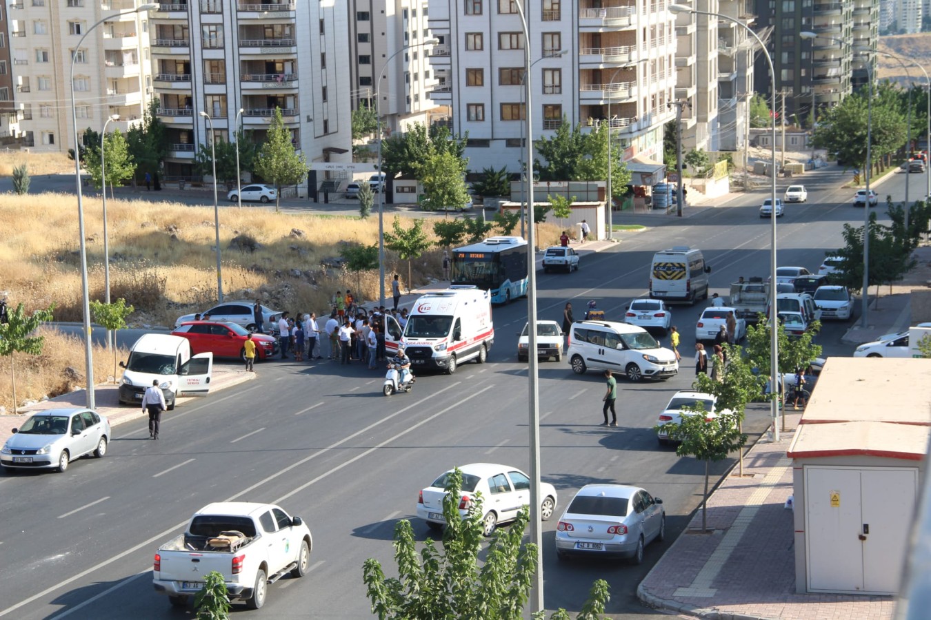 Şanlıurfa'da kaza! Araç yayaya çarptı;