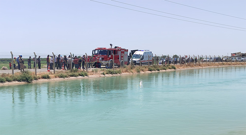 Urfa'da bir otomobil sulama kanalına uçtu