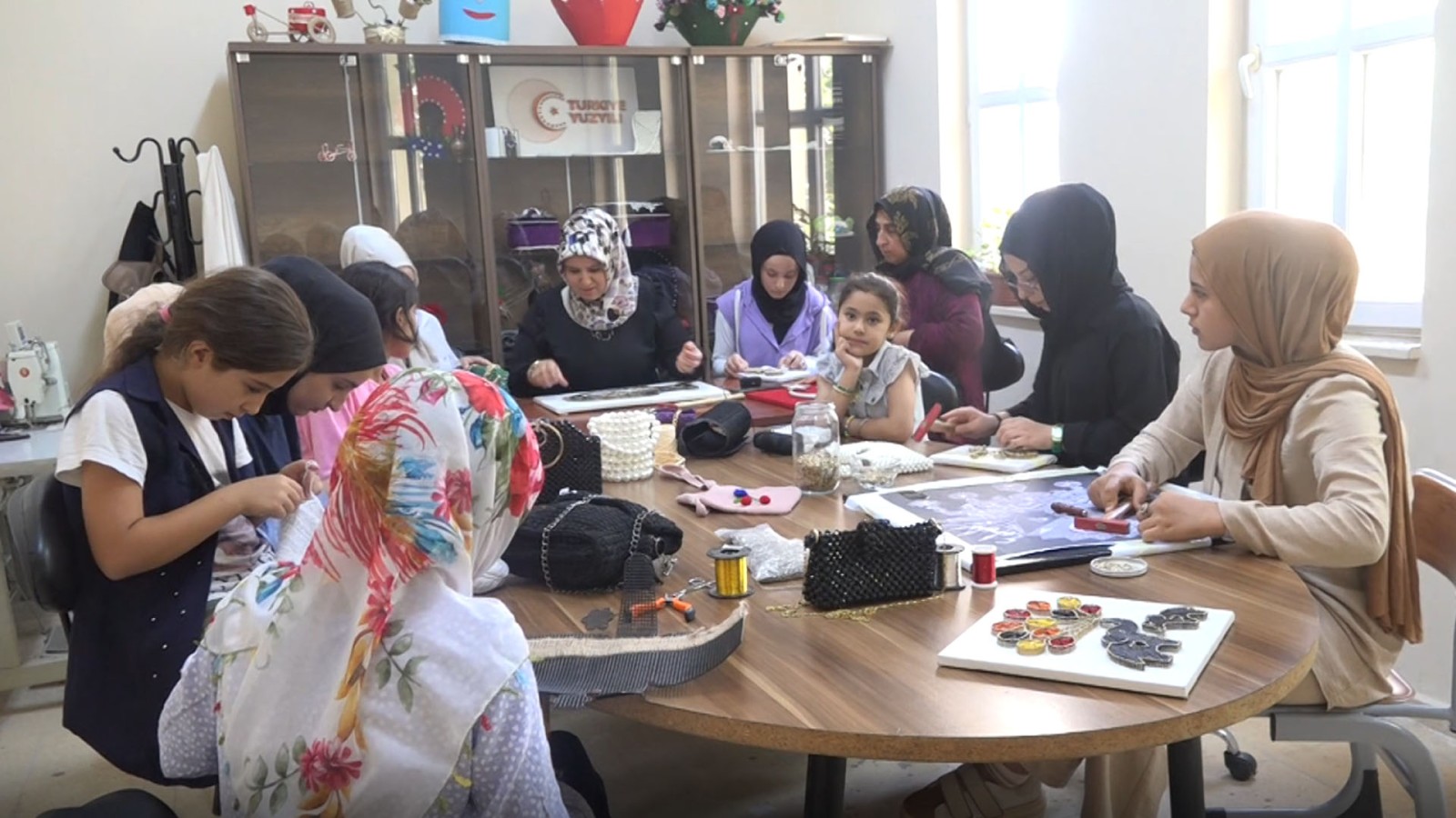 Yenice Aile Destek Merkezi kadınların ikinci evi oldu