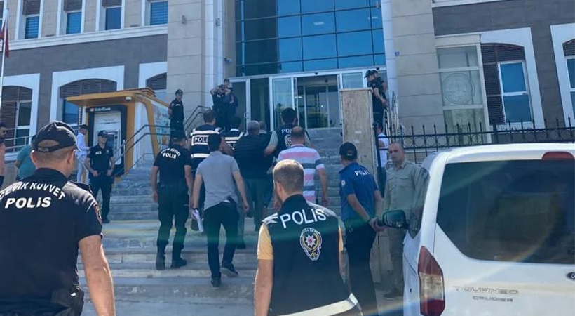 Urfa'da cinayetten aranan şahıslar 31 yıl sonra yakalandı!;