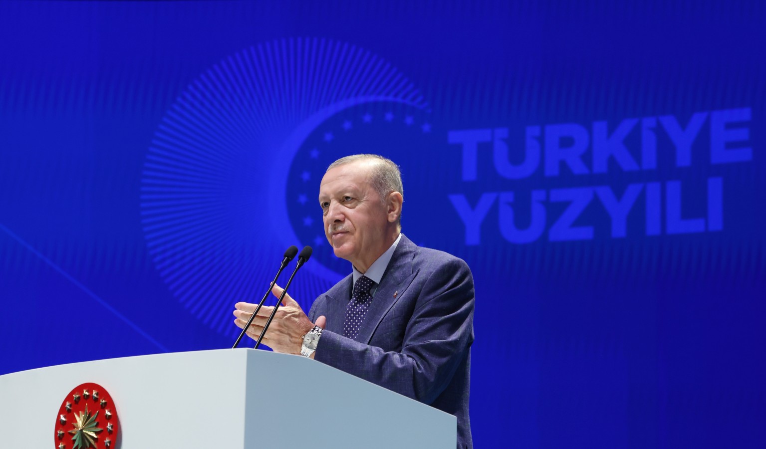 Cumhurbaşkanı Erdoğan: Ek ders ücretinde yüzde 25 artışa gidiyoruz;