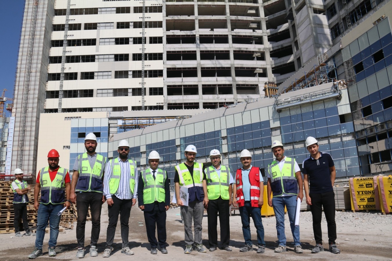 Şanlıurfa Şehir Hastanesi’nde inşaat çalışmaları sürüyor