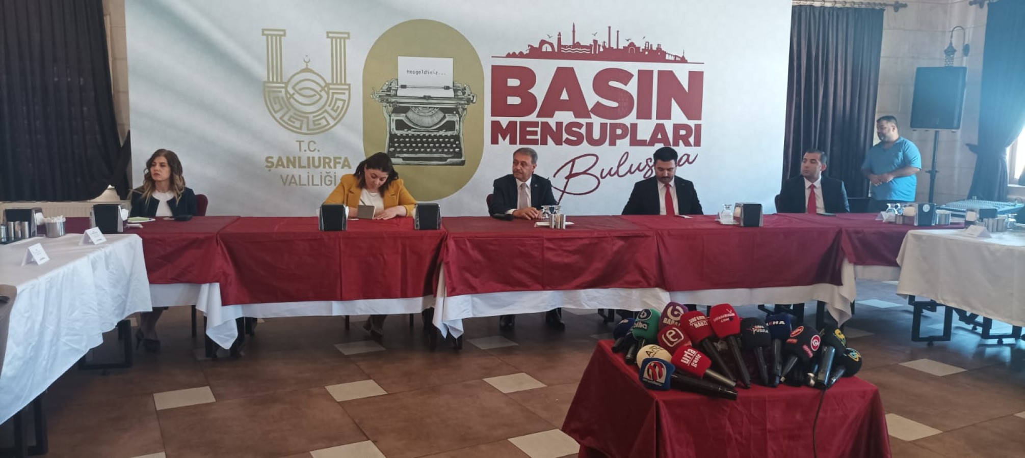 Urfa Valisi'nden eğitim, uyuşturucu ve elektrik kesintisine ilişkin açıklamalar