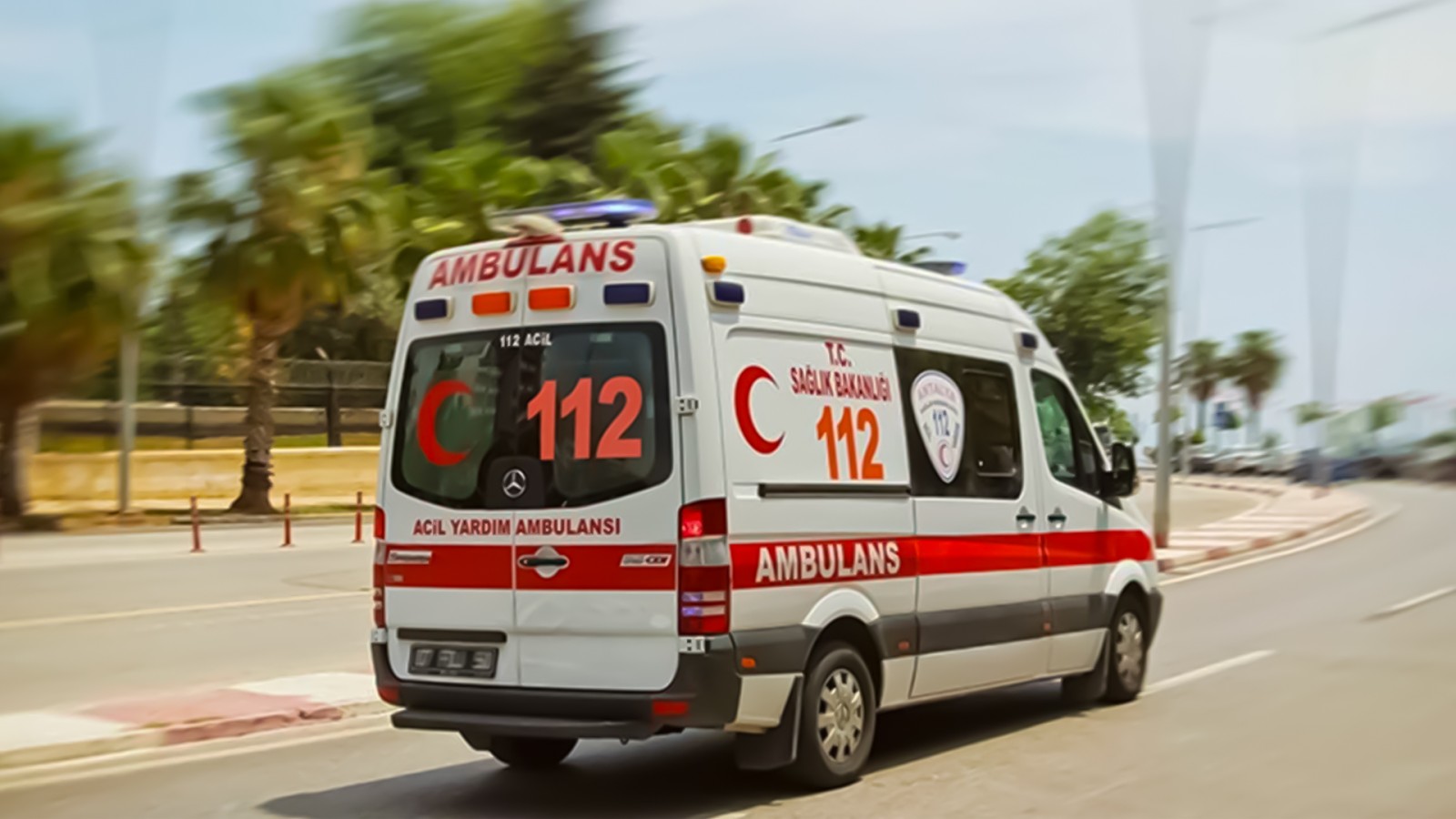 Urfa’da çarptığı çocuğu aracıyla hastaneye yetiştirdi