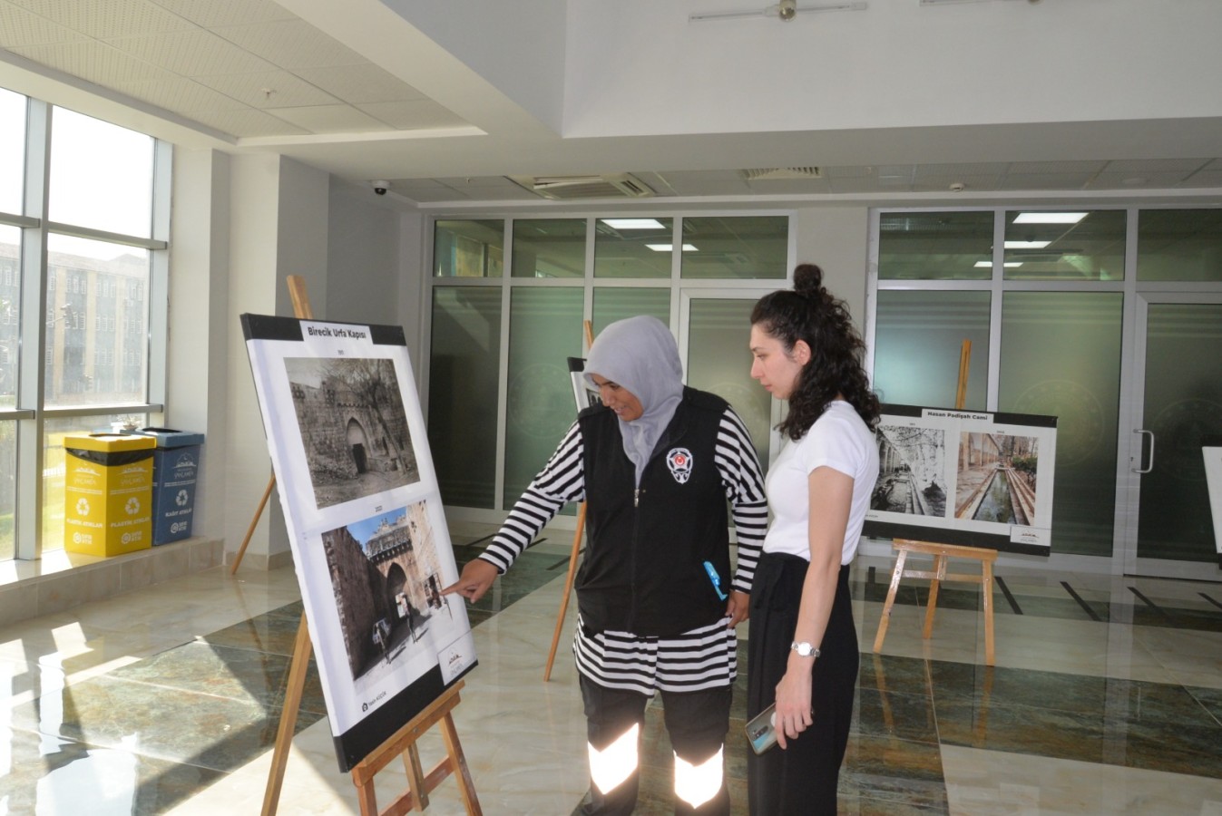 Urfa'nın dününü bugünüyle buluşturan fotoğraf sergisi