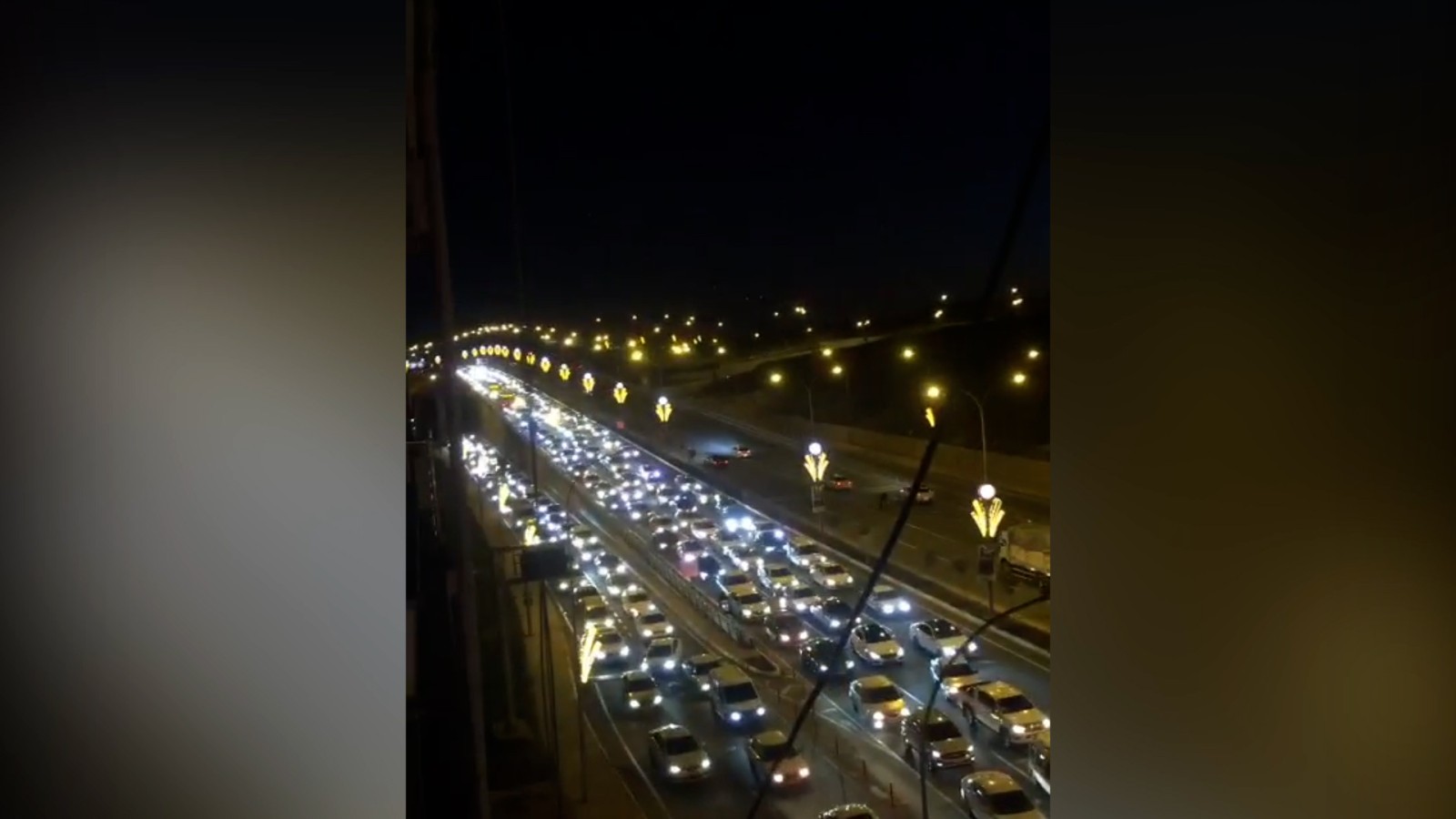 Karaköprü'de trafik yoğunluğu;