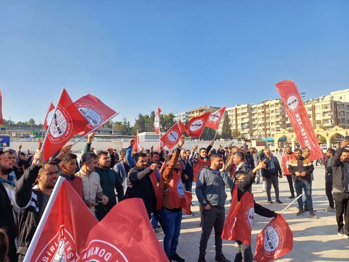 Urfa'da direnen işçilere yürüyüş izni yok!;