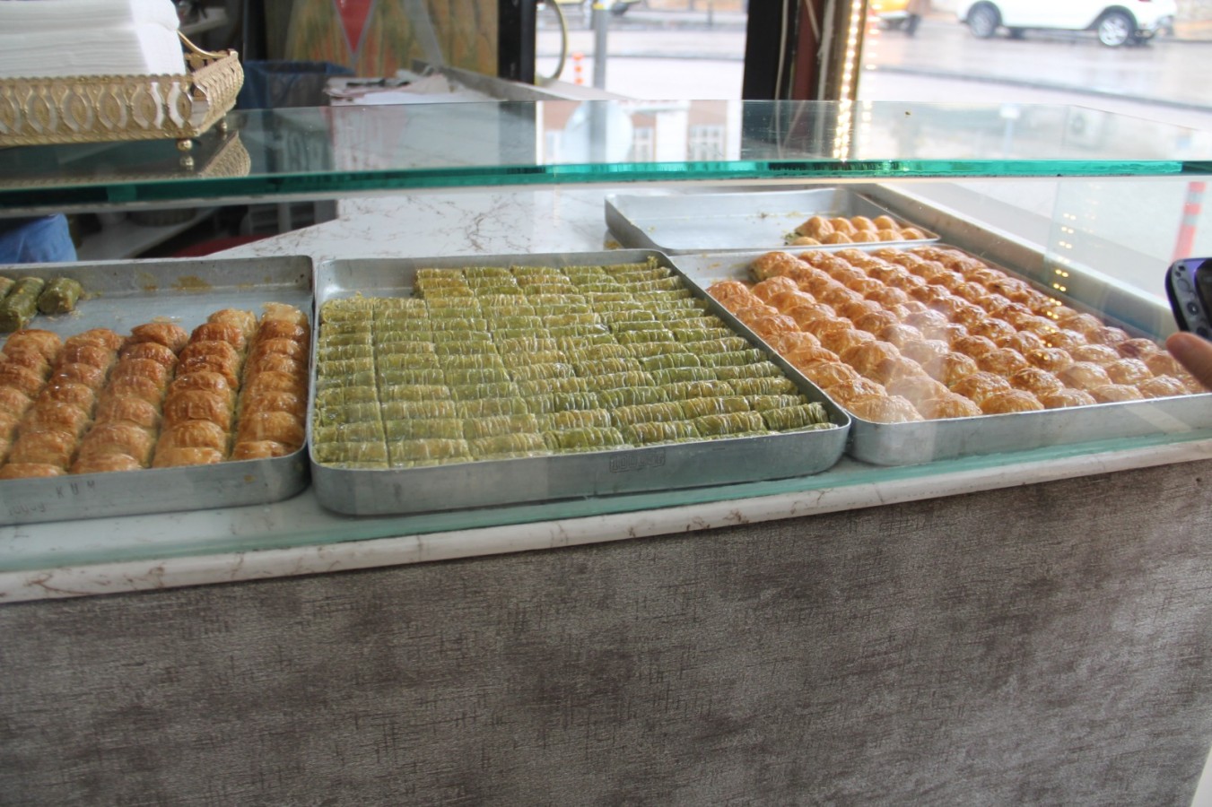 Şanlıurfa’da enflasyona inat 180 liraya baklava satıyor;