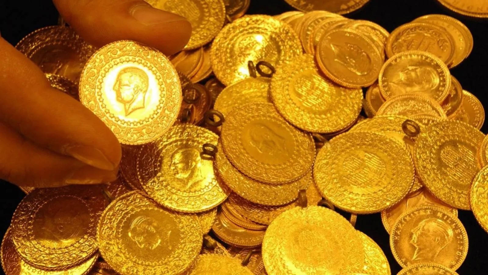 Şanlıurfa’da kuyumcularda günün altın fiyatları;