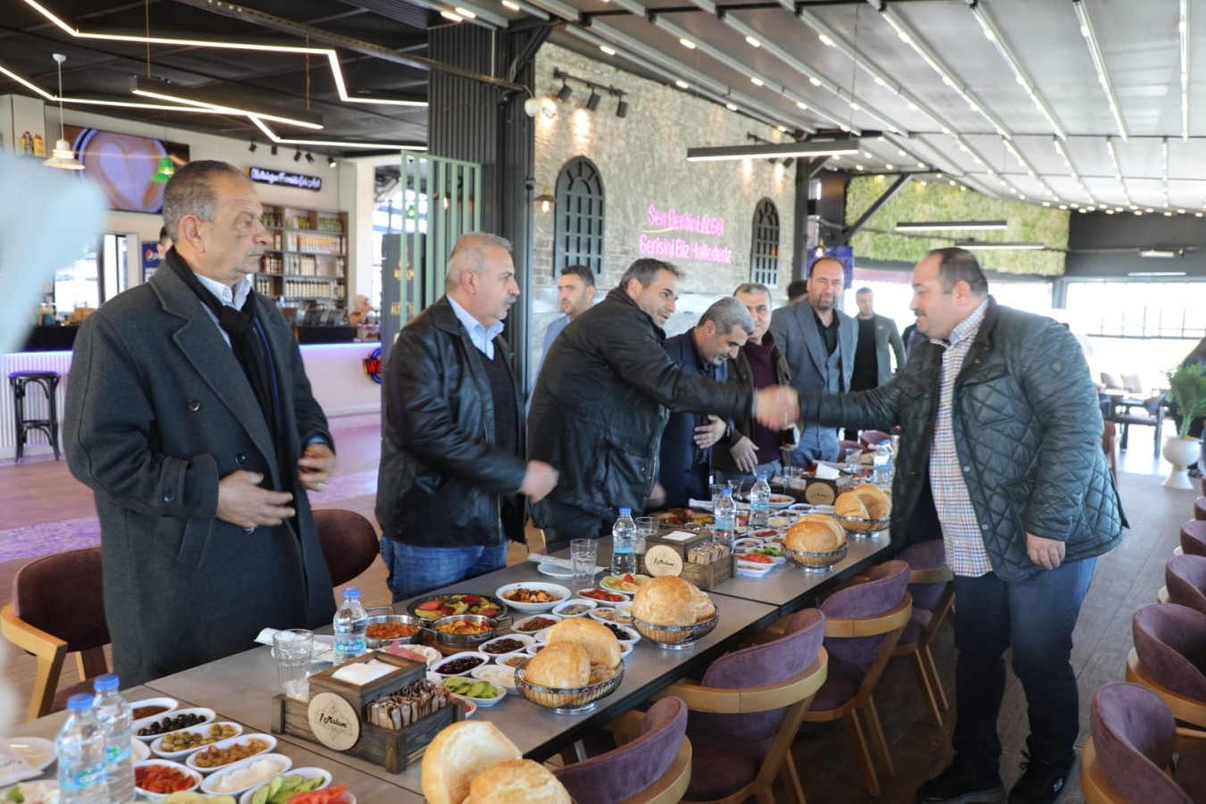Viranşehir’de Salih Ekinci basın mensuplarıyla buluştu
