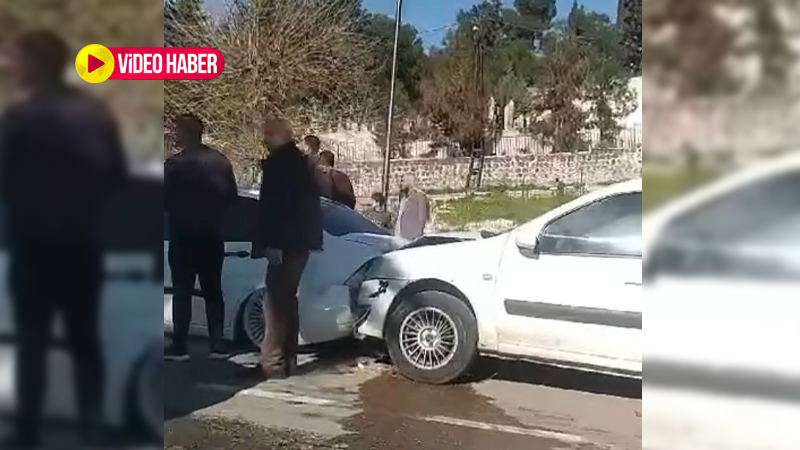 5 araç birbirine girdi

Şanlıurfa’da mezarlık önünde kaza!
