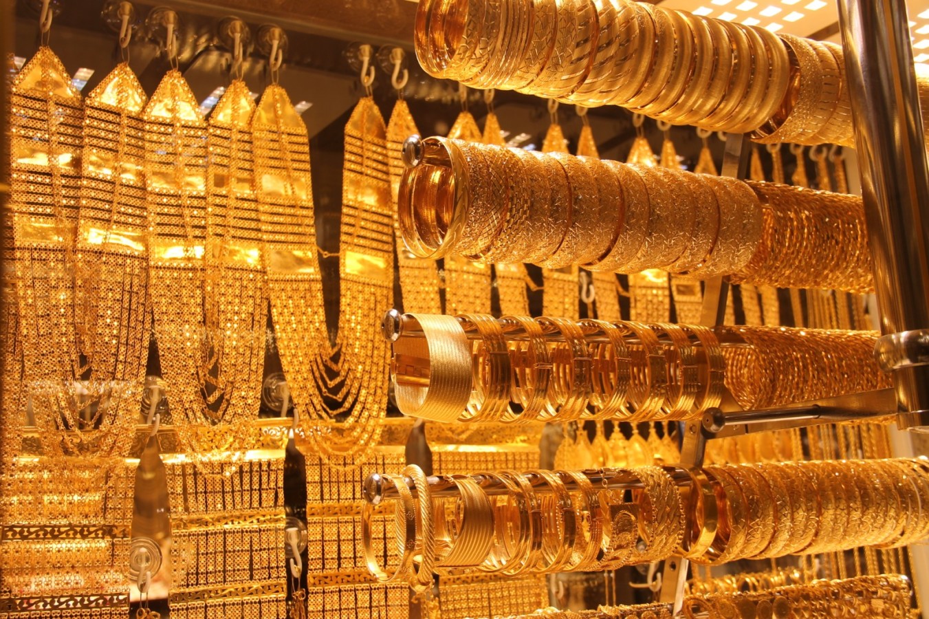 Şanlıurfa'da kuyumculardaki güncel altın fiyatları