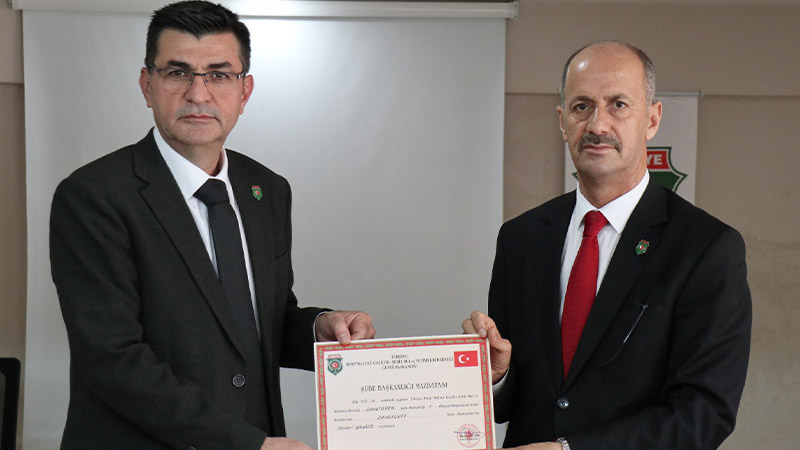 Başkan Mehmet Yavuz yeniden seçildi;