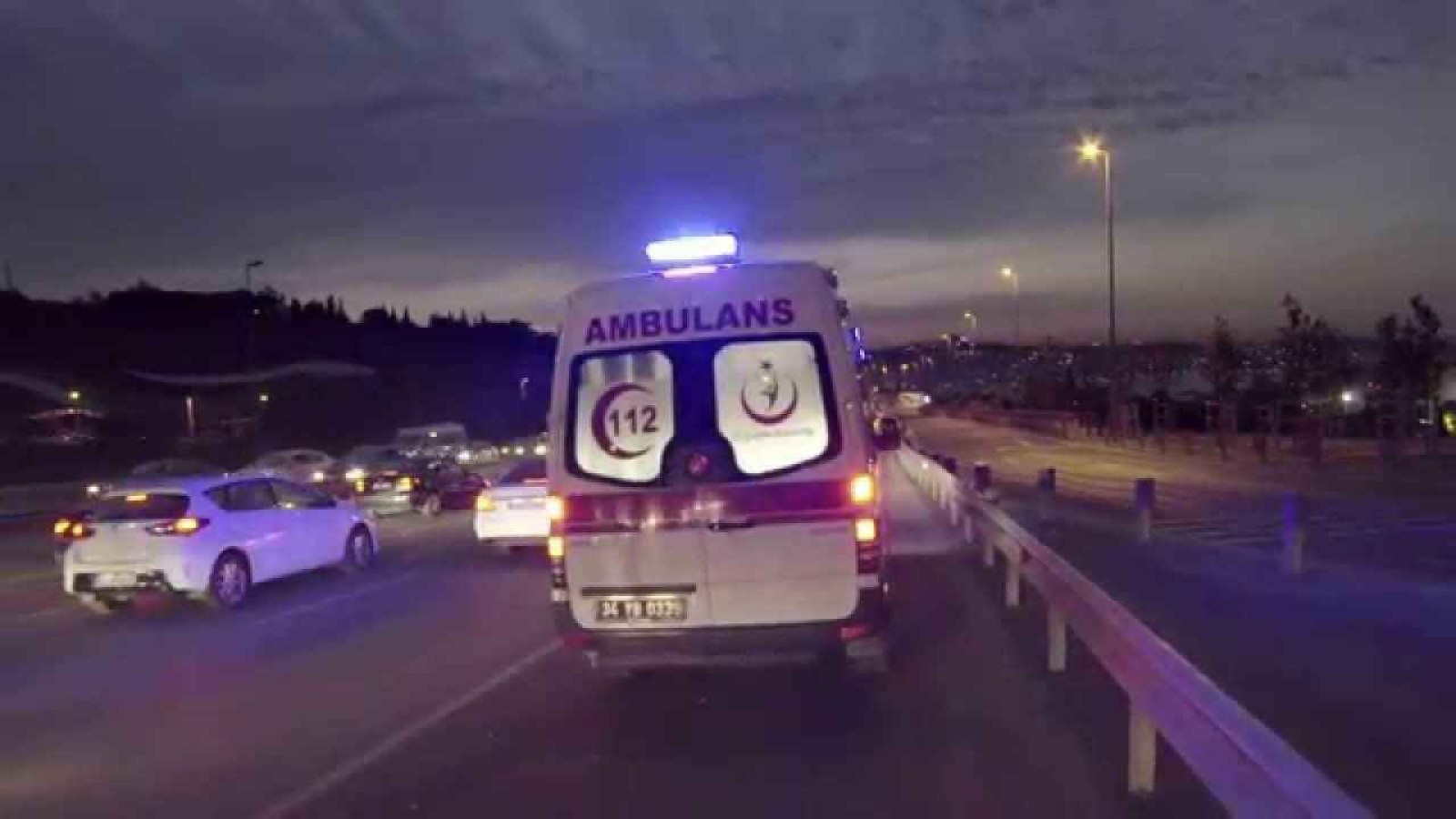 Şanlıurfa’da yolcu otobüsü ile otomobil çarpıştı: 1 ölü 2 yaralı;