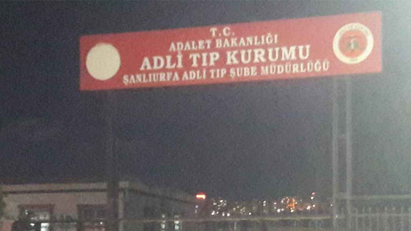 Viranşehir'de 30 yaşındaki 3 çocuk babası kendini astı